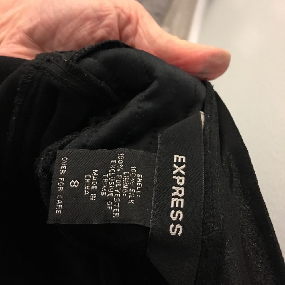 Express LBD - Picture 3 of 3